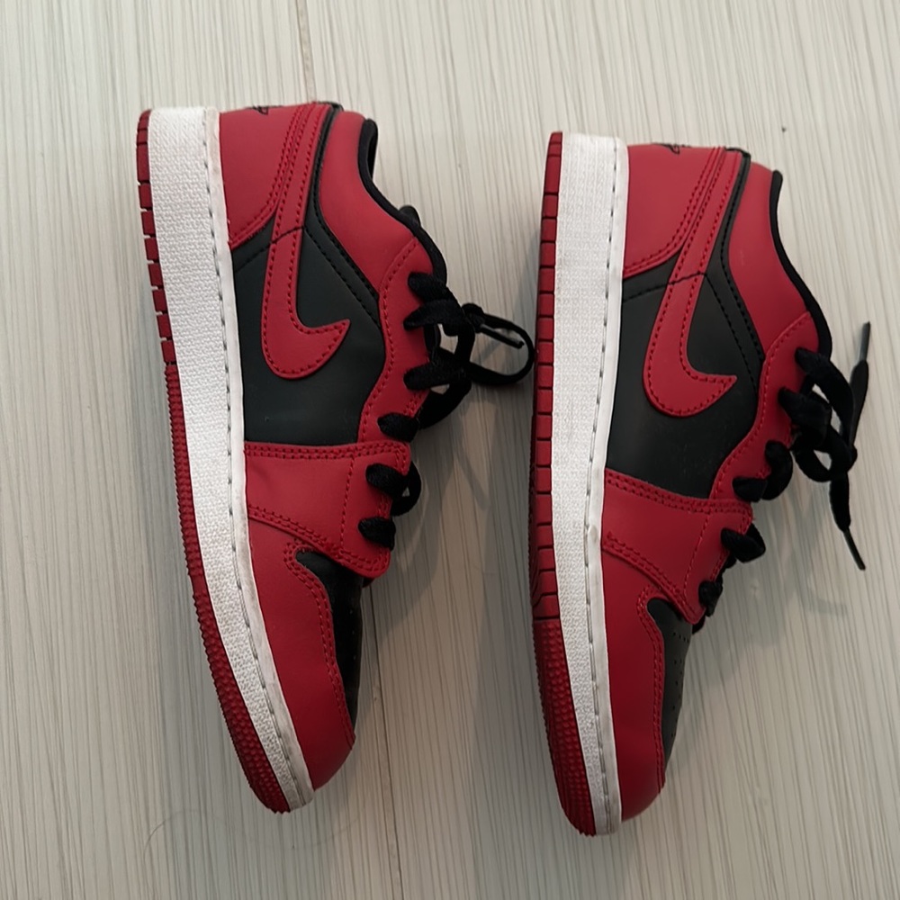 Nike Dunks - Picture 3 of 3
